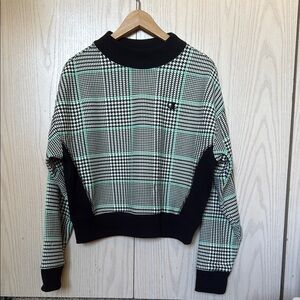 Champion Women‘s Plaid Sweatshirt